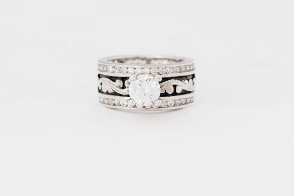 Ring 051