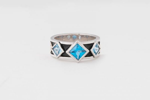 Ring 041