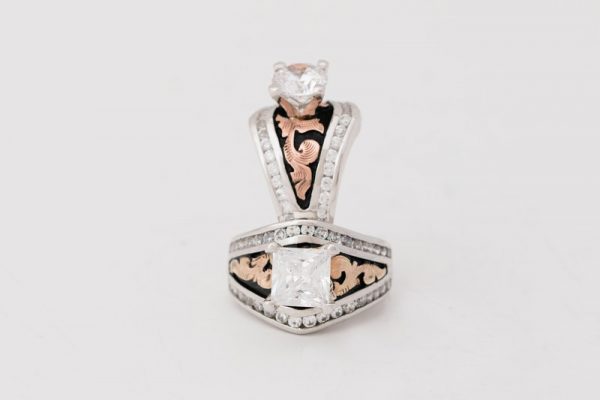 Ring 017