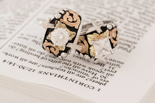 Ring 078