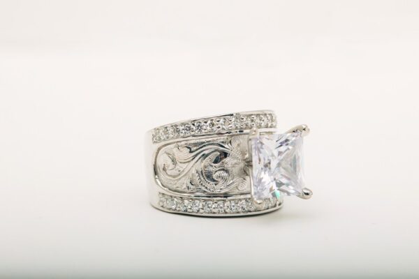 Ring 118
