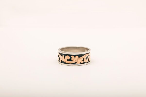 Ring 124