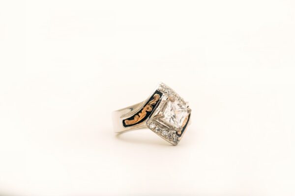 Ring 130